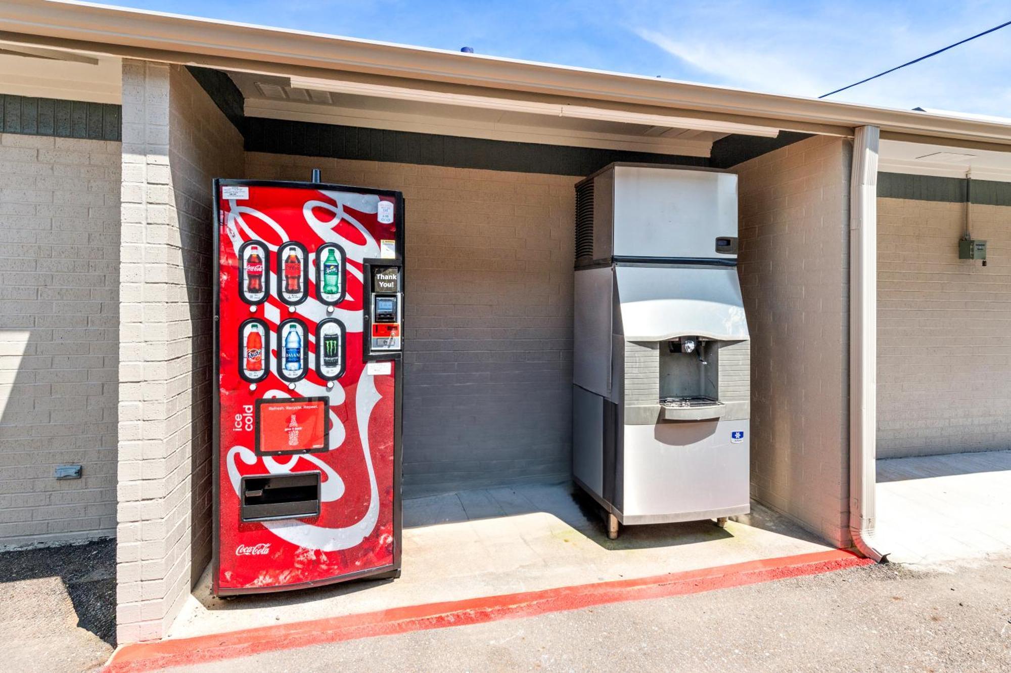 Econo Lodge Texarkana I-30 Екстер'єр фото