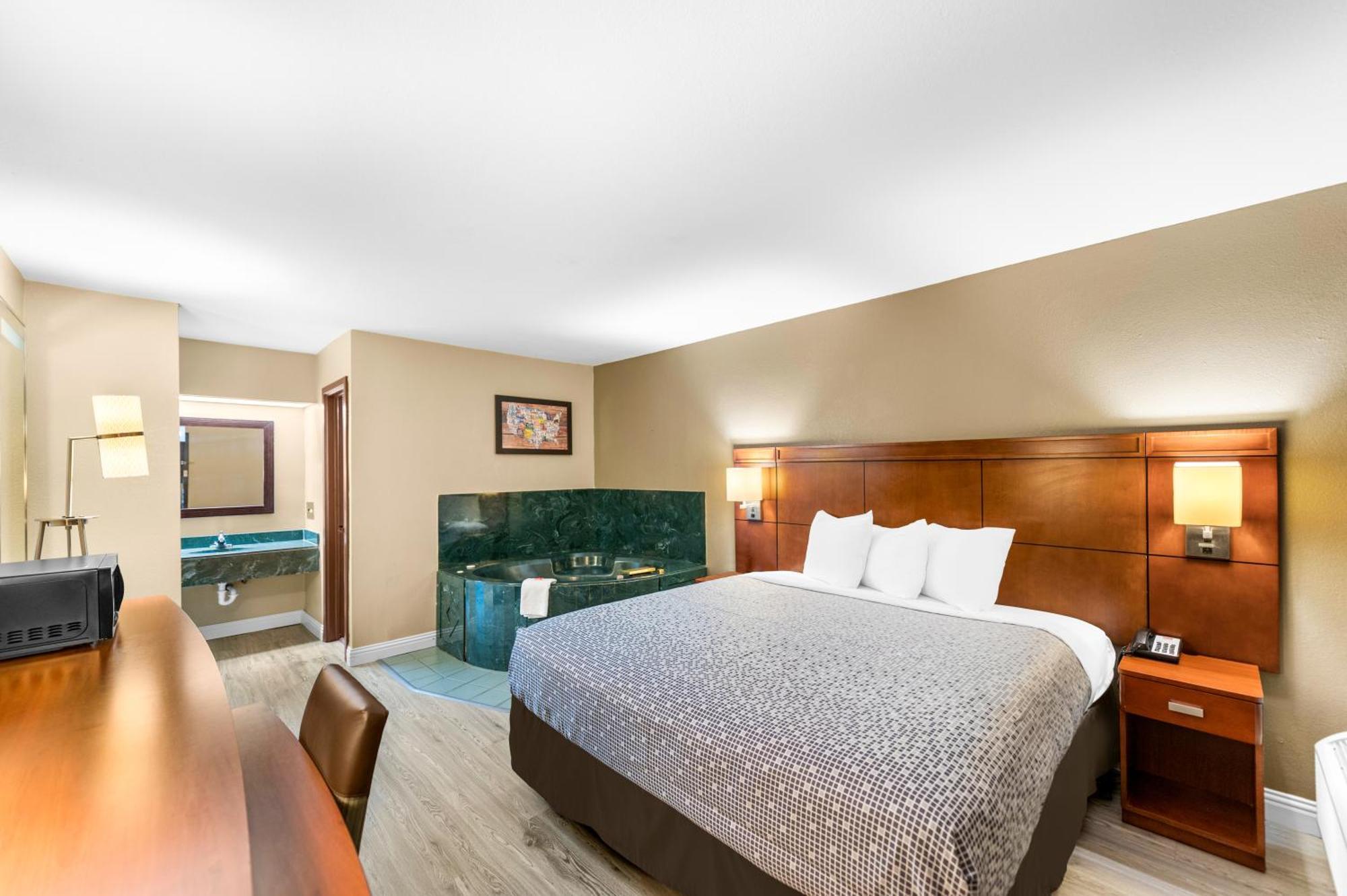 Econo Lodge Texarkana I-30 Екстер'єр фото