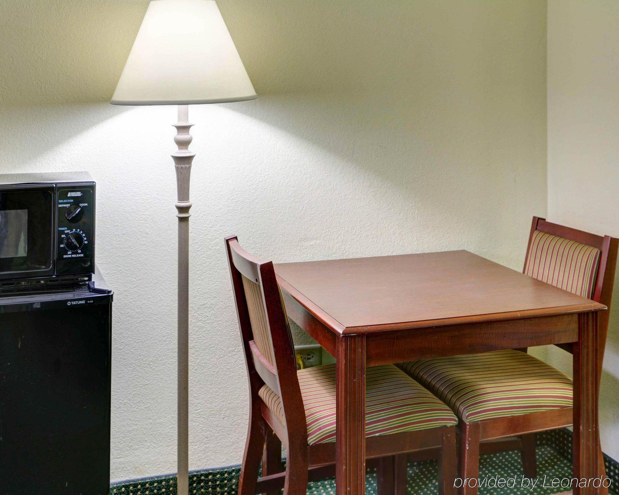 Econo Lodge Texarkana I-30 Екстер'єр фото