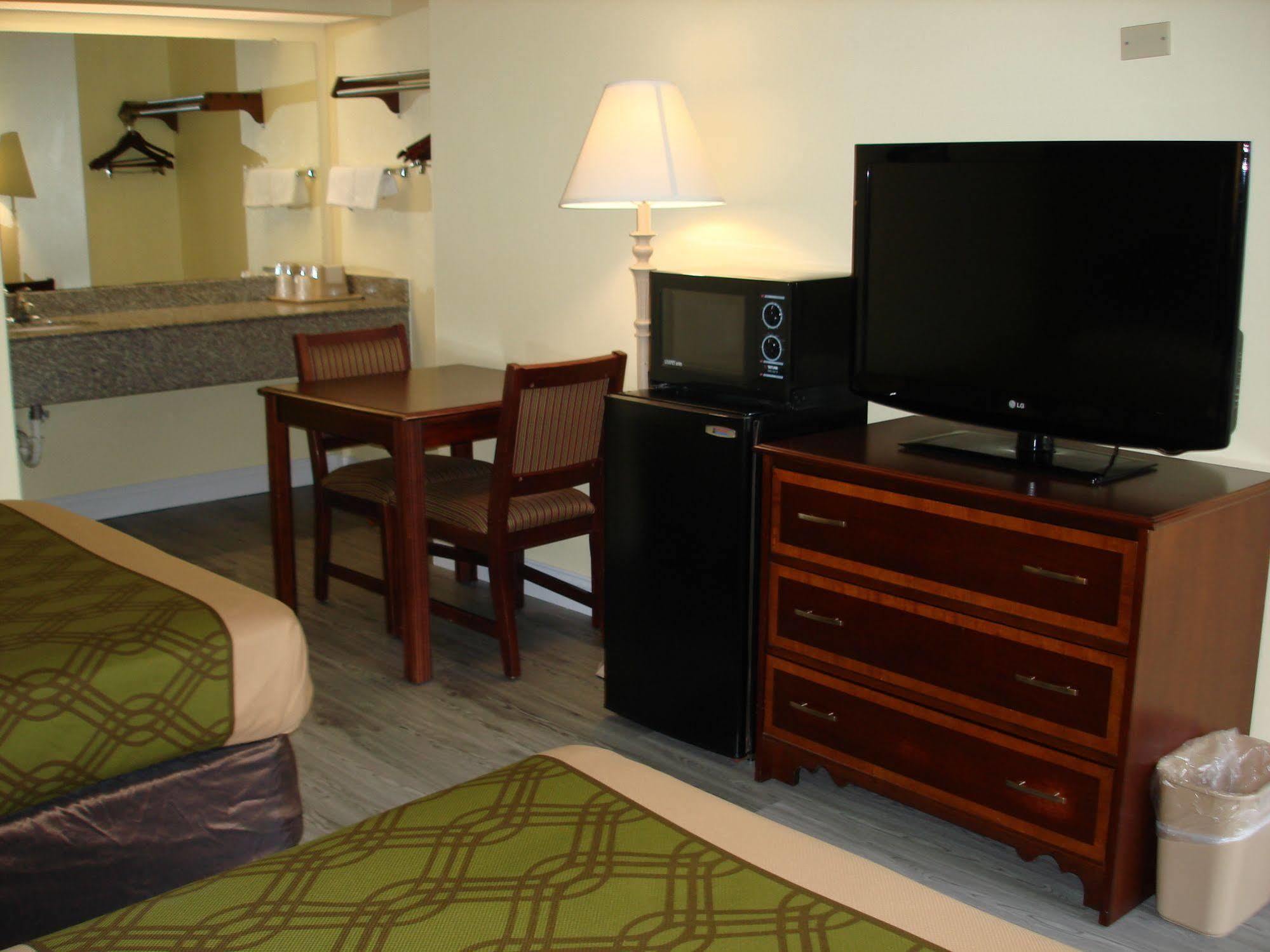 Econo Lodge Texarkana I-30 Екстер'єр фото